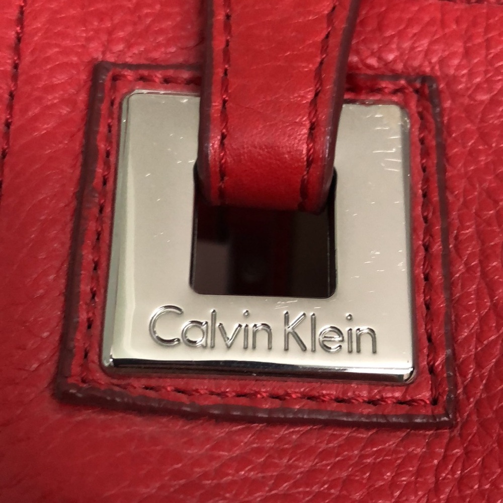 Calvin Klein Red Leather Handbag In Preloved & Gently Used Condition! - Picture 3 of 14